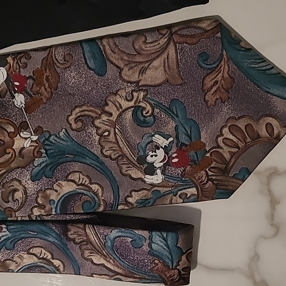 Disney Mickey Mouse & Looney Tunes Bugs Bunny SILK Novelty Neckties Set Casual - Picture 2 of 10